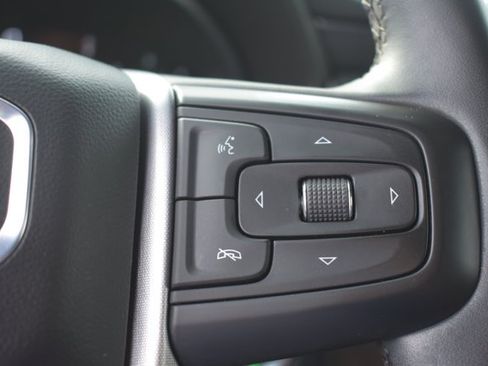 Used 2024 GMC Yukon SLT w/ SLT Luxury Package AWD/4WD image 23