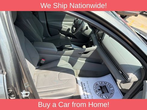 Used 2025 Hyundai Elantra Sport FWD image 19