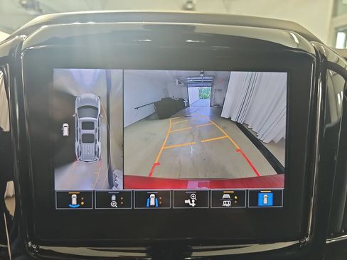 Used 2022 Chevrolet Traverse RS w/ LPO, Floor Liner Package AWD/4WD image 31
