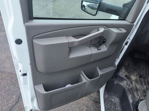 New 2025 Chevrolet Express 4500 w/ Power Convenience Package image 14
