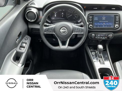 Used 2023 Nissan Kicks SR w/ SR Premium Package FWD image 14