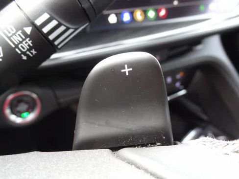 Used 2023 Buick Envision Essence w/ Sport Touring Package FWD image 26