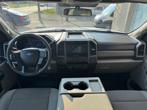 Used 2019 Ford F250 XL w/ Power Equipment Group AWD/4WD image 13