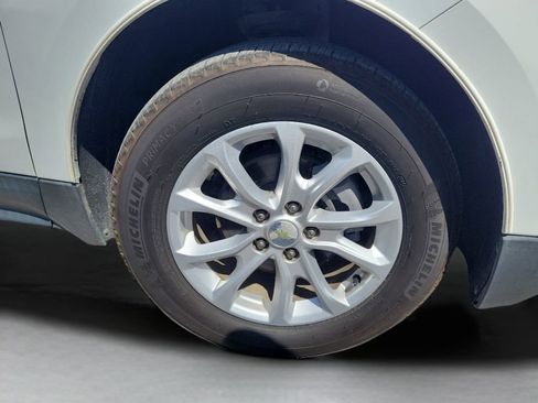 Used 2019 Chevrolet Equinox LT image 4