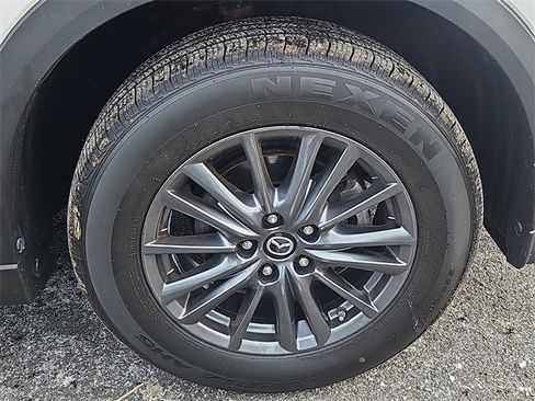 Used 2019 MAZDA CX-5 Touring image 10