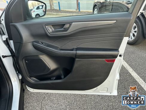 Used 2025 Ford Escape Active image 14