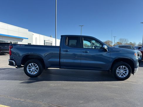 Used 2024 Chevrolet Silverado 1500 LT image 4
