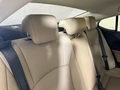 Used 2019 Lexus ES 350 w/ Premium Package FWD image 29