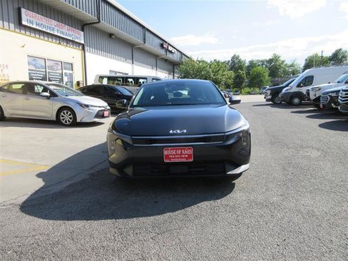 Used 2025 Kia K4 FWD image 31