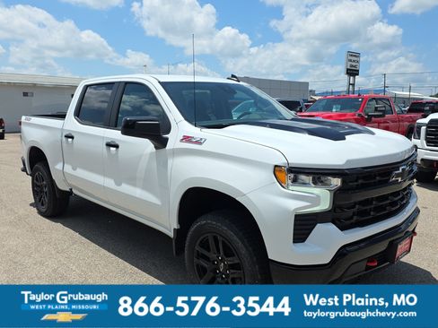 New 2026 Chevrolet Silverado 1500 LT Trail Boss w/ Protection Package AWD/4WD image 2