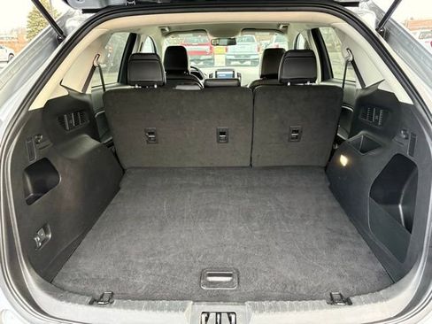Used 2024 Ford Edge SEL image 15