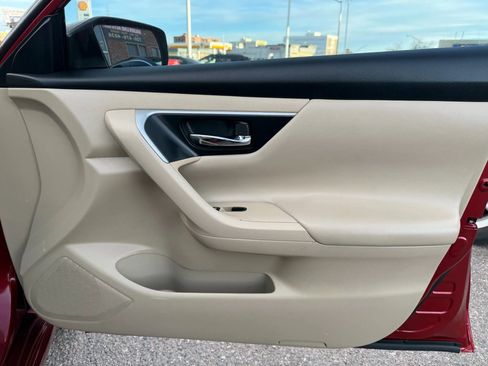Used 2016 Nissan Altima 2.5 S w/ Power Driver Seat Package image 17