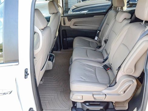 Used 2023 Honda Odyssey EX-L image 18