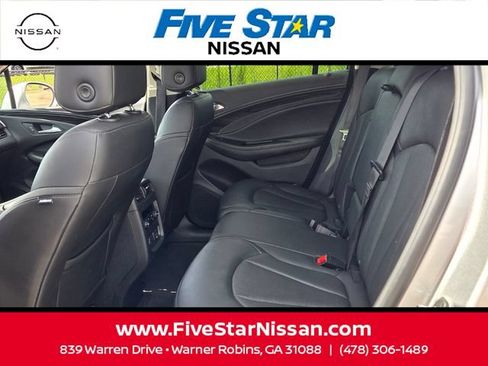 Used 2019 Buick Envision Essence AWD/4WD image 6