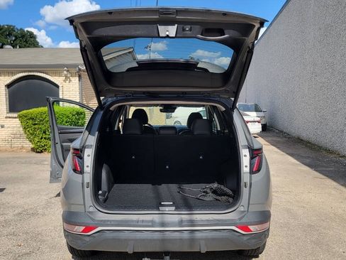 Used 2024 Hyundai Tucson SEL w/ Convenience Package FWD image 9