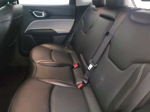 Used 2022 Jeep Compass Limited AWD/4WD image 18