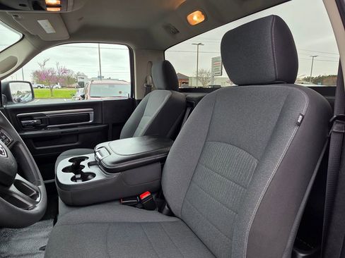 Used 2022 RAM 1500 Tradesman w/ Power & Remote Entry Group image 9