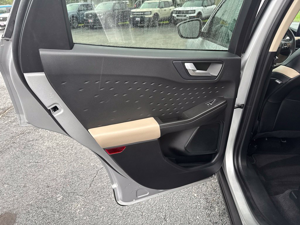 Used 2020 Ford Escape SEL FWD image 29