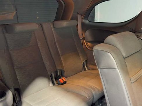 Used 2024 Dodge Durango GT w/ Blacktop Package RWD image 17