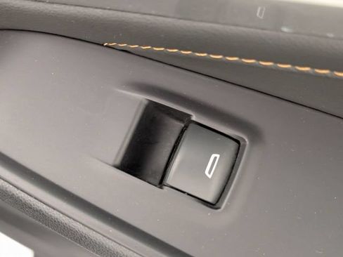 Used 2020 Chevrolet Traverse LS w/ LPO, Blackout Package FWD image 32