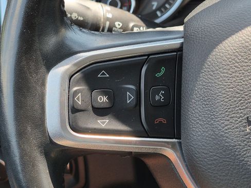 Used 2022 RAM 1500 Laramie AWD/4WD image 19