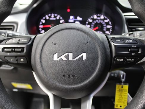 Used 2023 Kia Rio S image 22