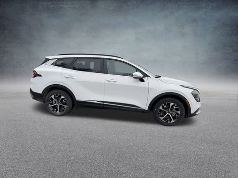 Used 2025 Kia Sportage EX w/ Premium Package image 26