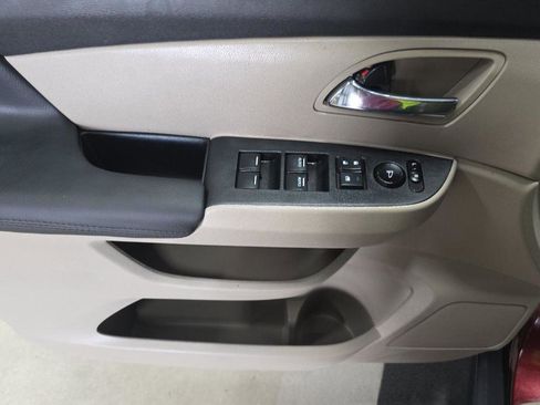 Used 2016 Honda Odyssey LX image 9