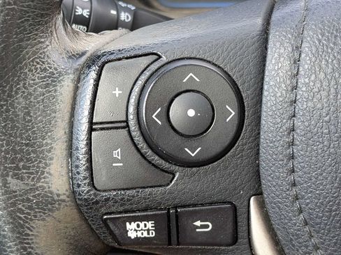 Used 2015 Toyota RAV4 Limited FWD image 22