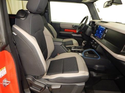 Used 2023 Ford Bronco Wildtrak image 20