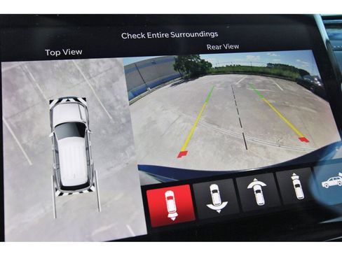 Used 2023 Jeep Grand Cherokee Limited w/ Luxury Tech Group II RWD image 27