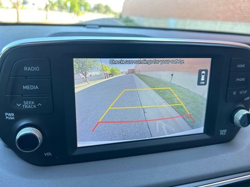 Used 2020 Hyundai Santa Fe SEL FWD image 17