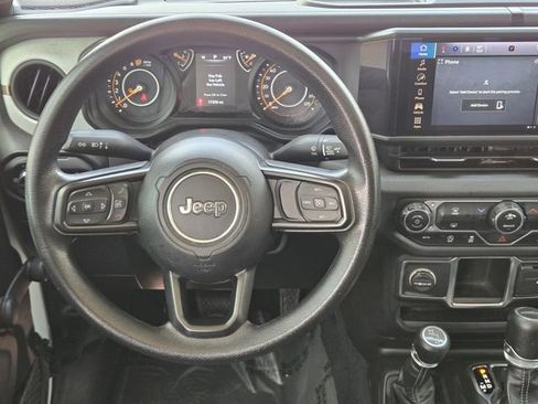 Used 2024 Jeep Gladiator Sport AWD/4WD image 26