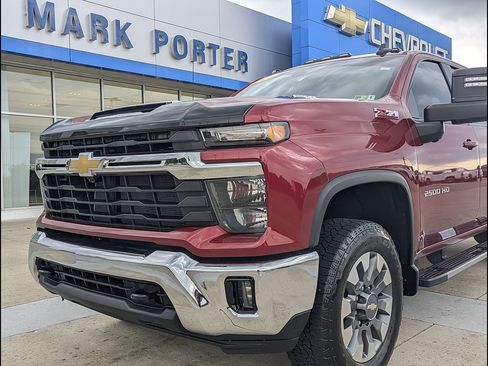Used 2024 Chevrolet Silverado 2500 LT w/ All Star Edition AWD/4WD image 15