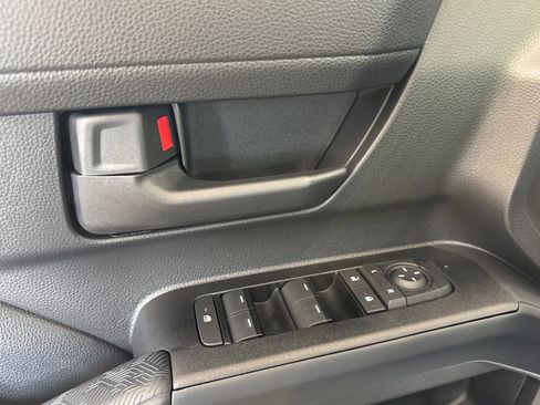 New 2026 Toyota 4Runner SR5 AWD/4WD image 11