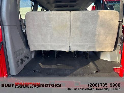 Used 2015 Chevrolet Express 2500 LS image 21