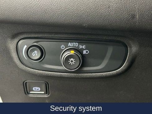 Used 2024 GMC Terrain SLE image 19