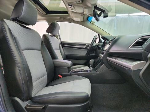 Used 2017 Subaru Legacy 2.5i Sport AWD/4WD image 28