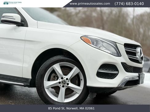 Used 2018 Mercedes-Benz GLE 350 GLE 350 4MATIC Sport Utility 4 image 2