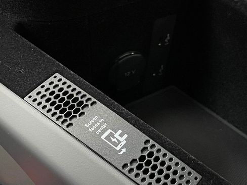 Used 2023 Porsche Taycan Turbo image 52