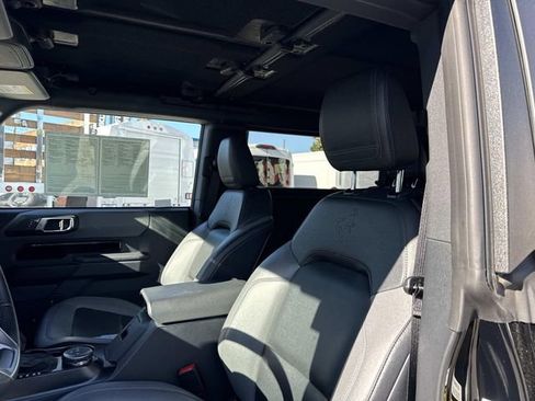Used 2024 Ford Bronco Big Bend image 13
