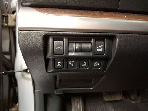 Used 2018 Subaru Outback 2.5i Limited image 21