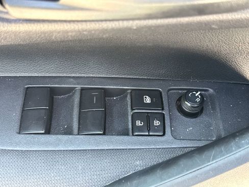 Used 2023 Toyota Corolla LE FWD image 14