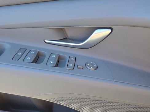 New 2026 Hyundai Elantra SEL Sport Premium FWD image 28