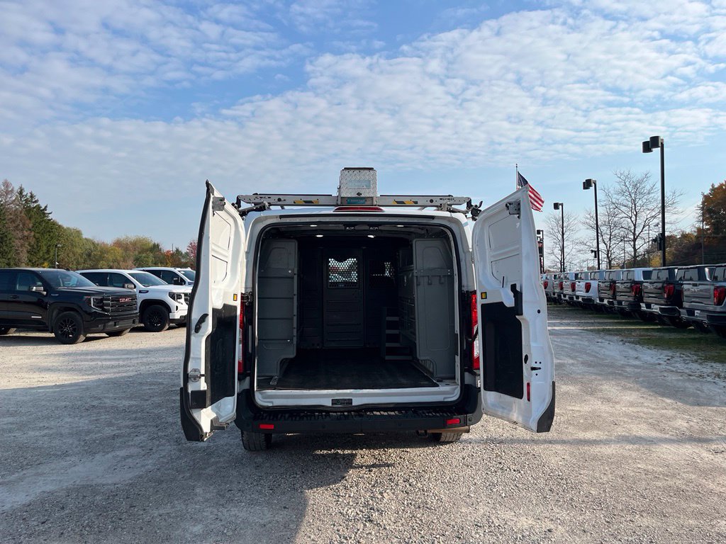 Used 2020 Ford Transit 250 Low Roof RWD image 12