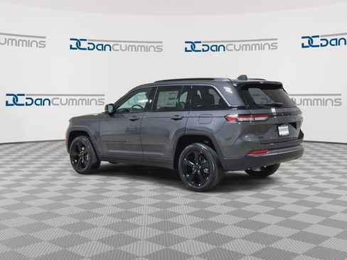 New 2026 Jeep Grand Cherokee Limited AWD/4WD image 6