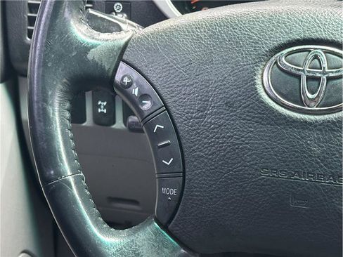 Used 2004 Toyota 4Runner Sport AWD/4WD image 22