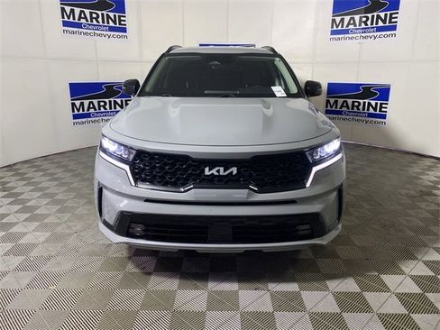 Used 2022 Kia Sorento EX image 15