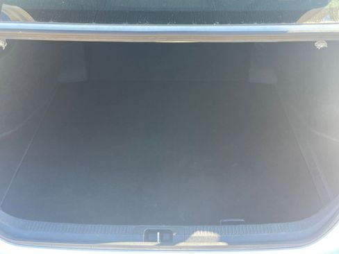 Used 2025 Toyota Camry LE image 31