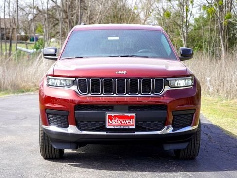 New 2026 Jeep Grand Cherokee L Laredo RWD image 4